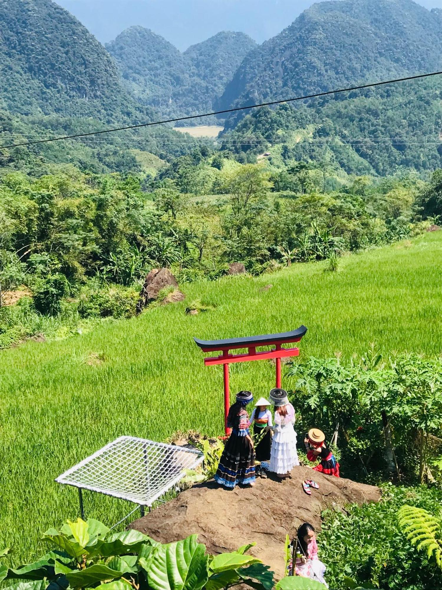 Oh Pu Luong Homestay Huong Ba Thuoc Buitenkant foto